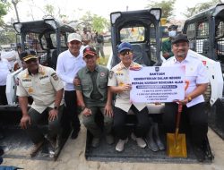 Kasatgas Tito Karnavian Salurkan Bantuan Terpadu untuk Percepat Pemulihan Aceh Tamiang