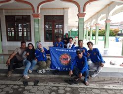 JA’PERS Gelar Aksi Bersih Masjid Al Muqorobin Perkuat Ukhuwah dan Gotong Royong
