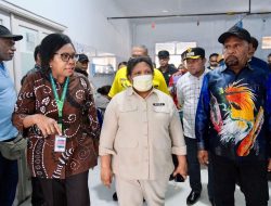 Wamendagri Ribka Haluk Sidak RSUD Yowari, Tegaskan Peningkatan Pelayanan Kesehatan