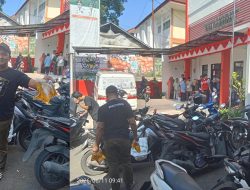 Distribusi Bantuan Pangan Desa Cigombong Berlangsung Tertib