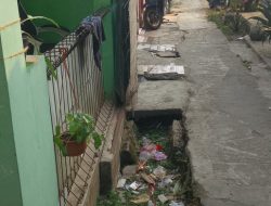 “Janji Tinggal Omong Kosong? Drainase Tak Kunjung Dibangun, Warga Kecewa!”